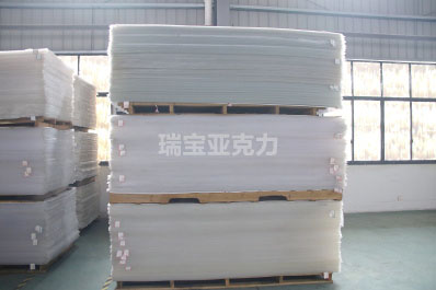 在無(wú)錫阻燃亞克力板能做什么用途