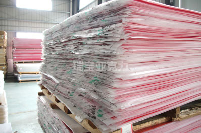 蓋大棚是用亞克力板材嗎還能選什么板材